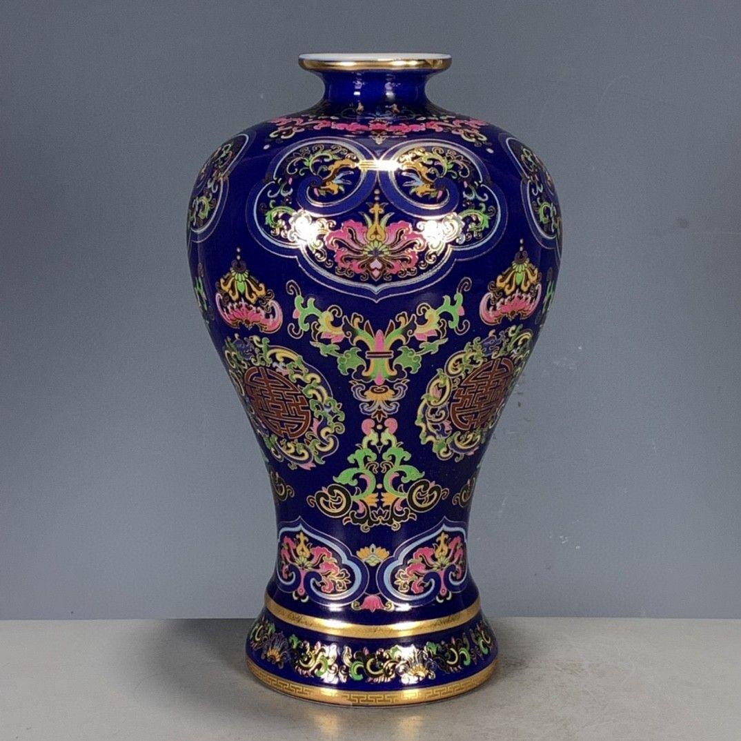 乾隆藍釉琺瑯彩花卉梅瓶  工芸品  美術品 置物