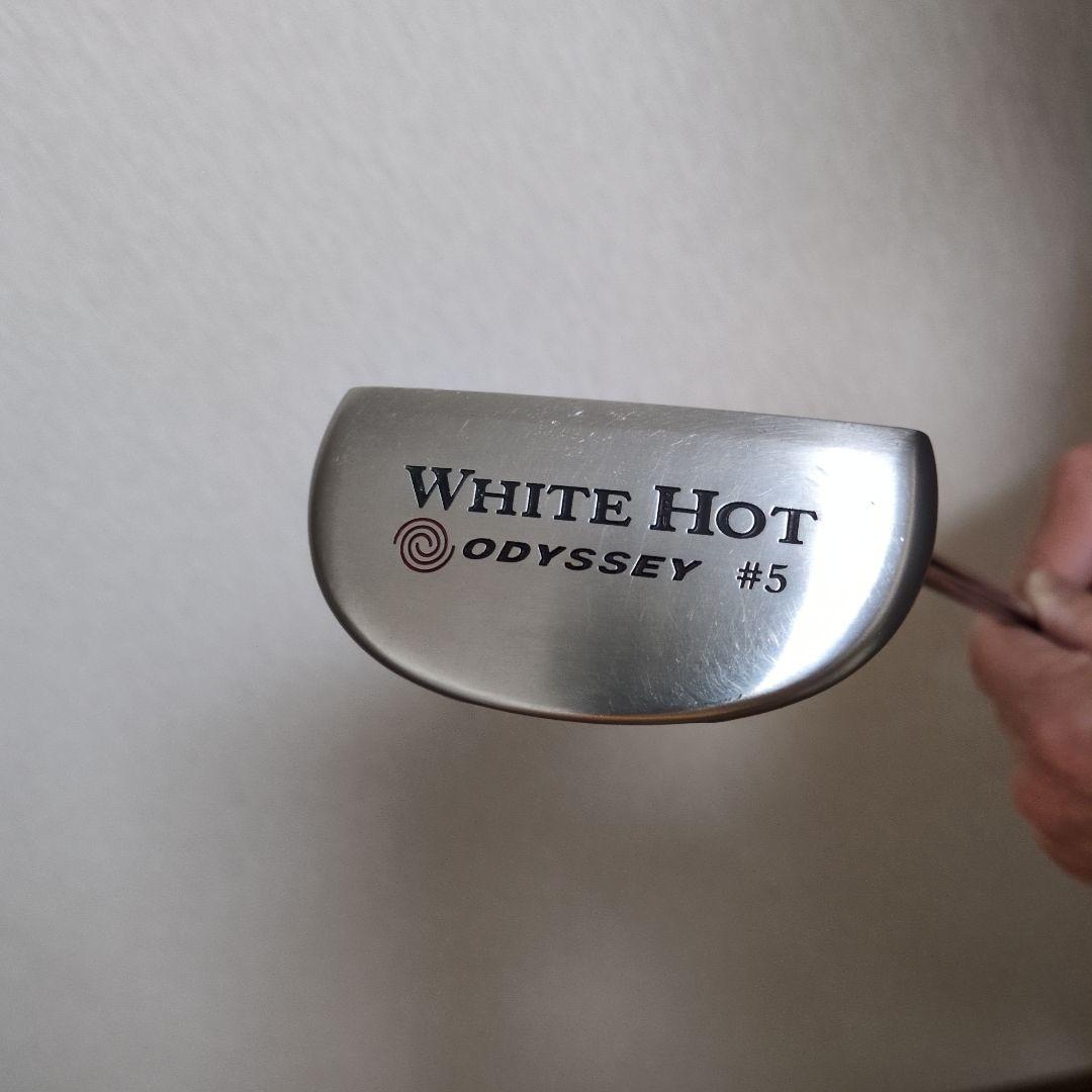 ODYSSEY WHITE HOT パター