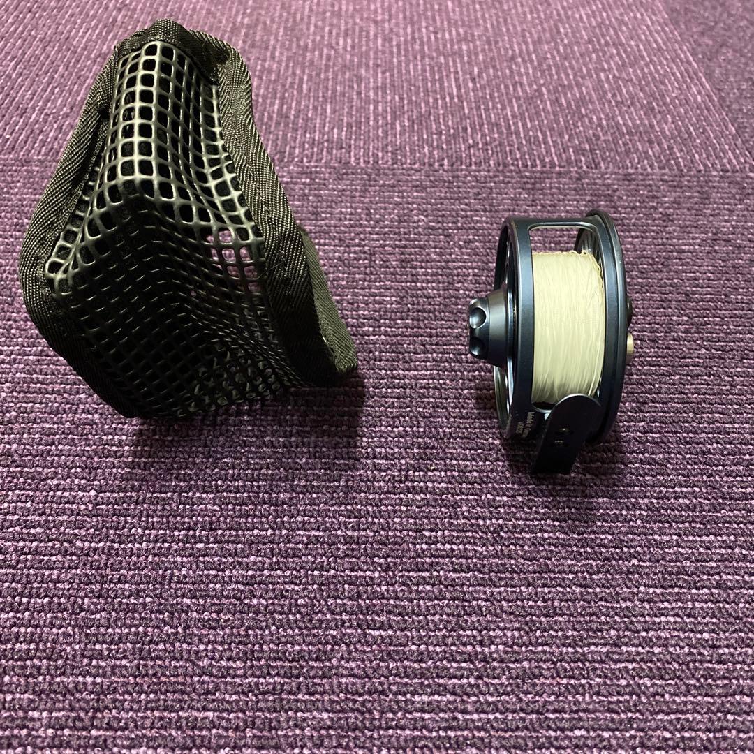 超希少　VARIVAS フライリール美品　中古
