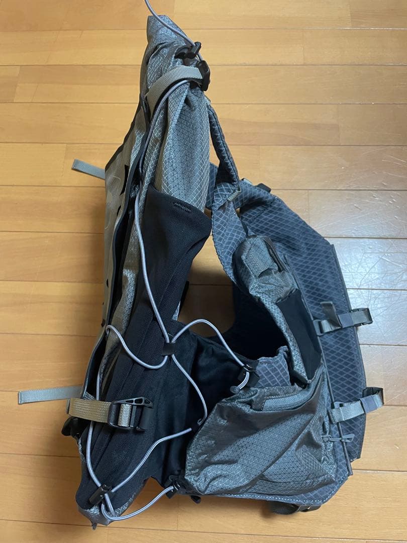 Simms Vest Pack シムス フライウェイト ベストパック S/M新品