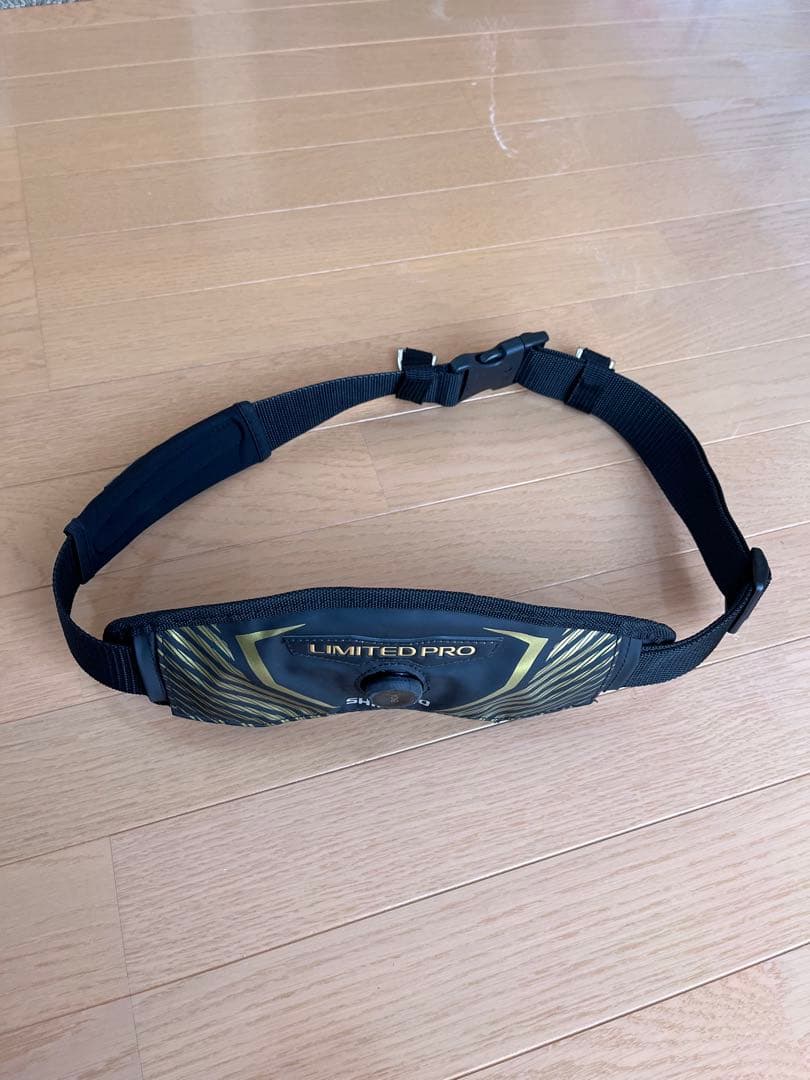 SHIMANO LIMITED PRO フィッシングベルト　鮎