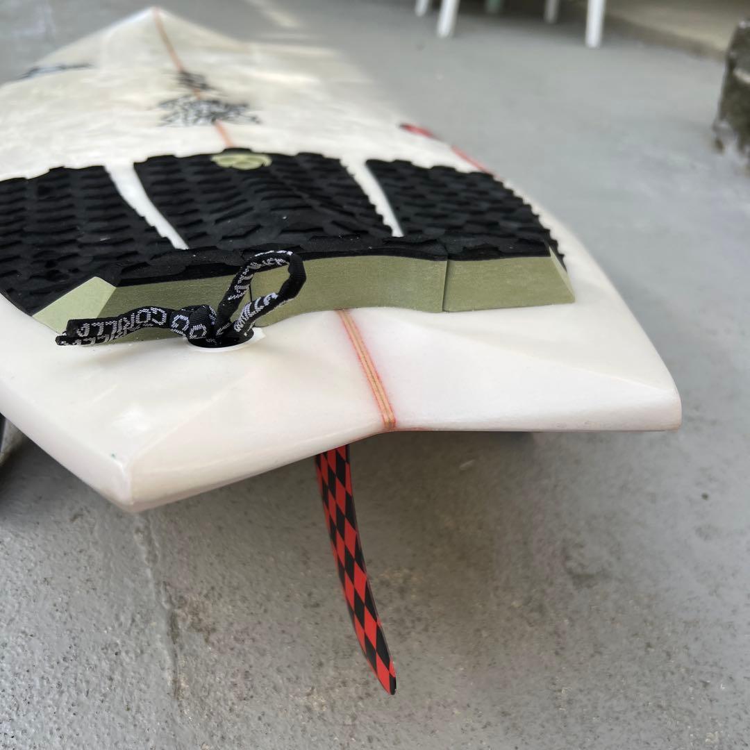 （フィン付き）ステイシーサーフボード　小波　サーフボード　5.6