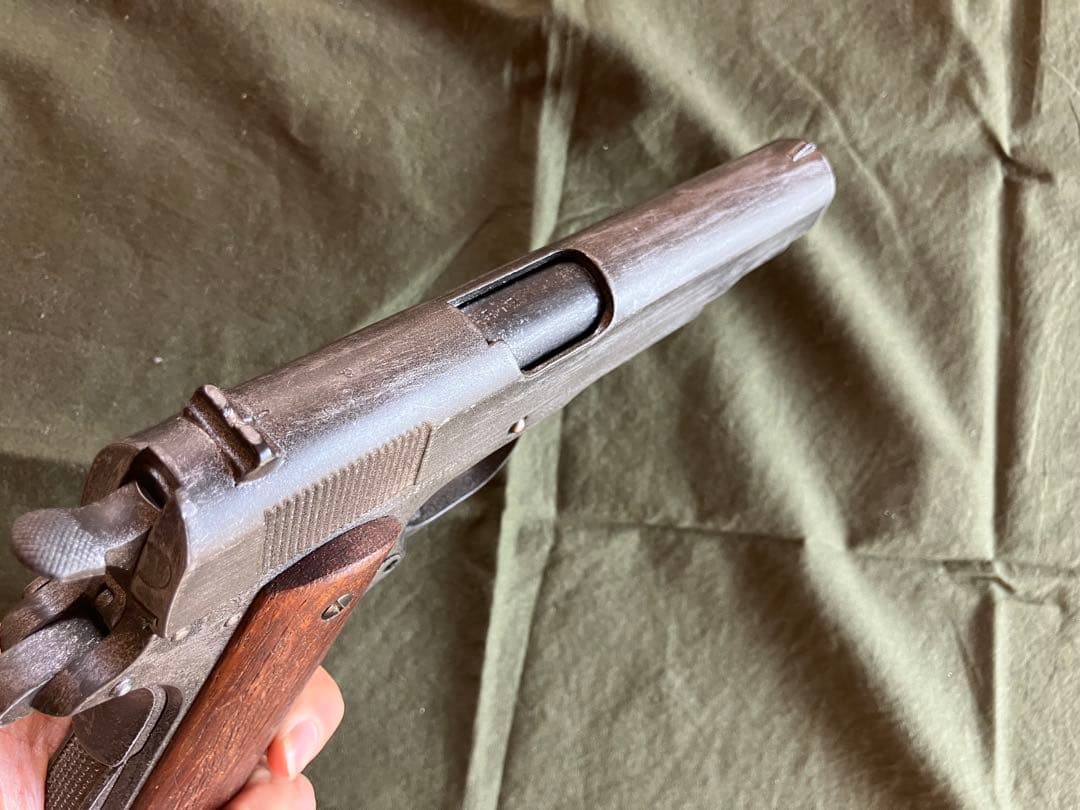 マルイ M1911A1 ダメージ塗装　マガジン3本、木製グリップ、デトニクス付き