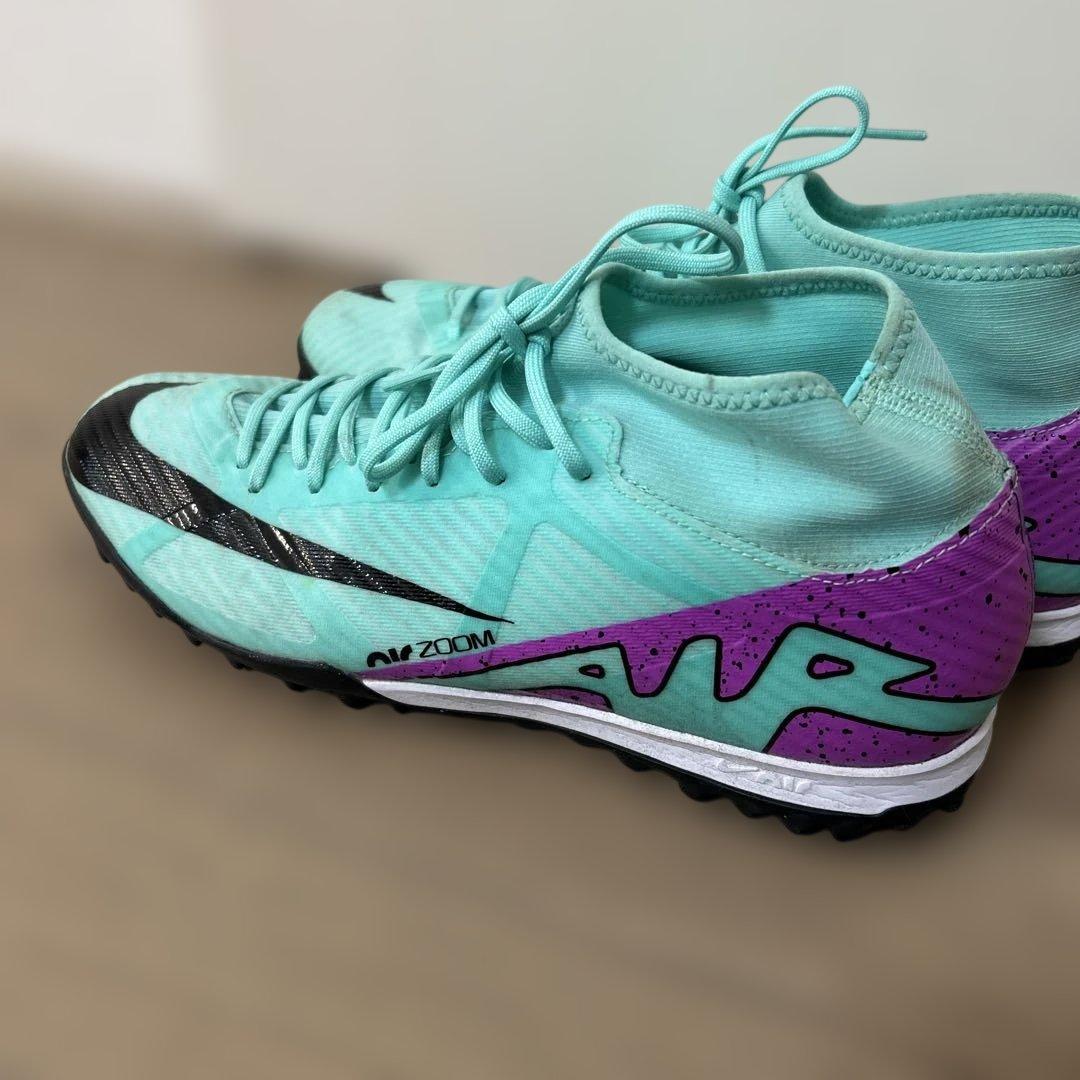 ZOOM マーキュリアル　サッカーシューズ ナイキ　NIKE
