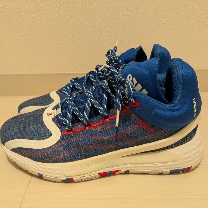 バスケットボールシューズ(adidas)