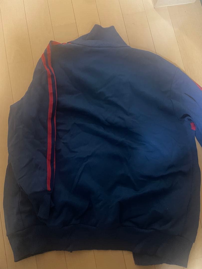 adidas トラックジャケット ネイビー/レッド