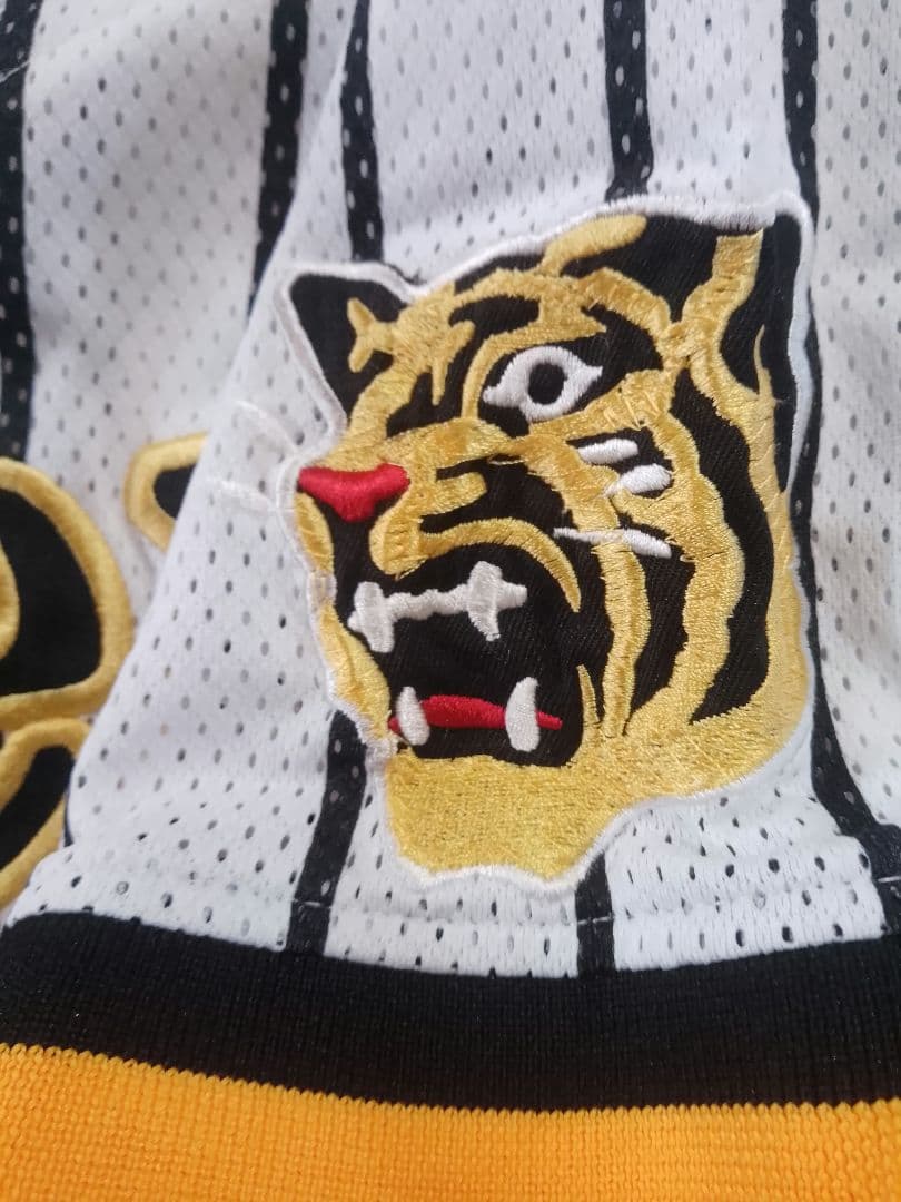さ*お様 阪神タイガース Tigers ストライプ ユニフォーム