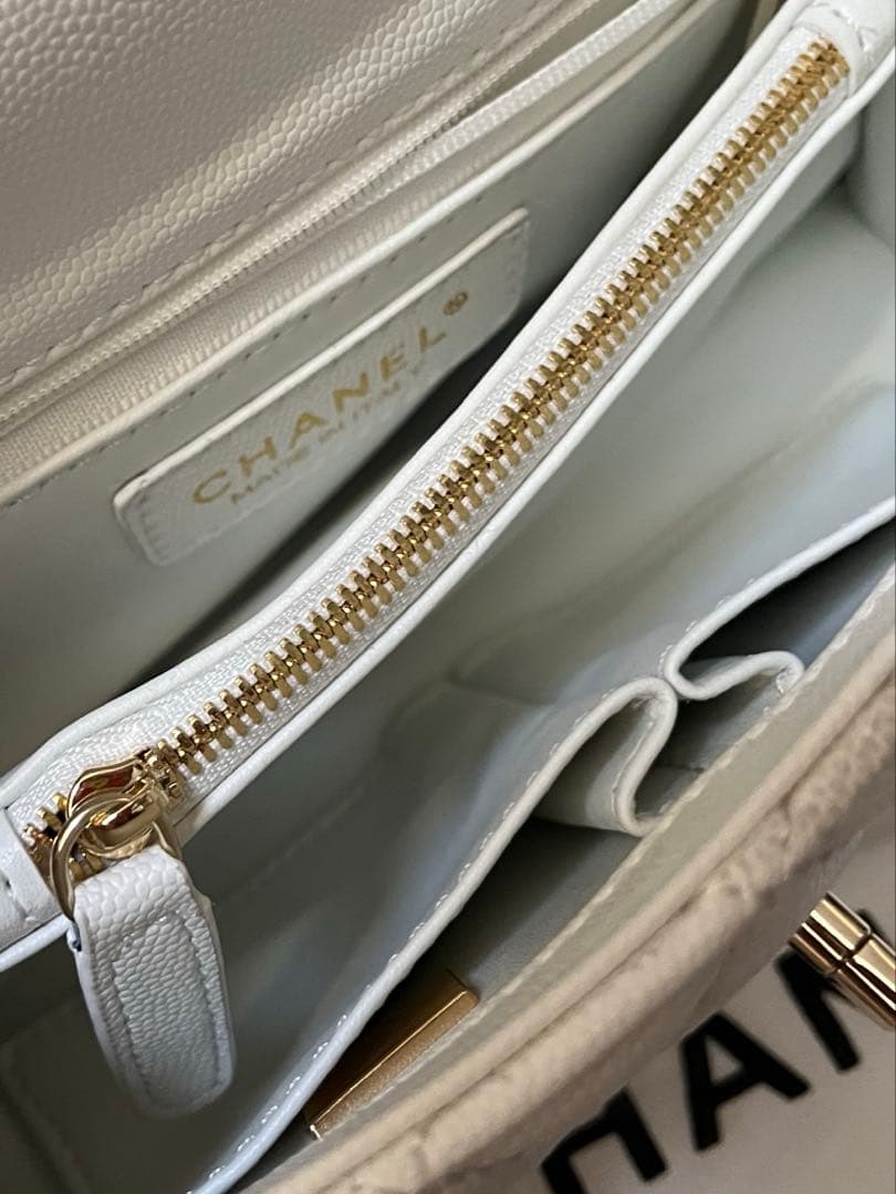 キ*ィ様 CHANEL ✨ノベルティー✨ホワイトココハンドル✨新品未使用