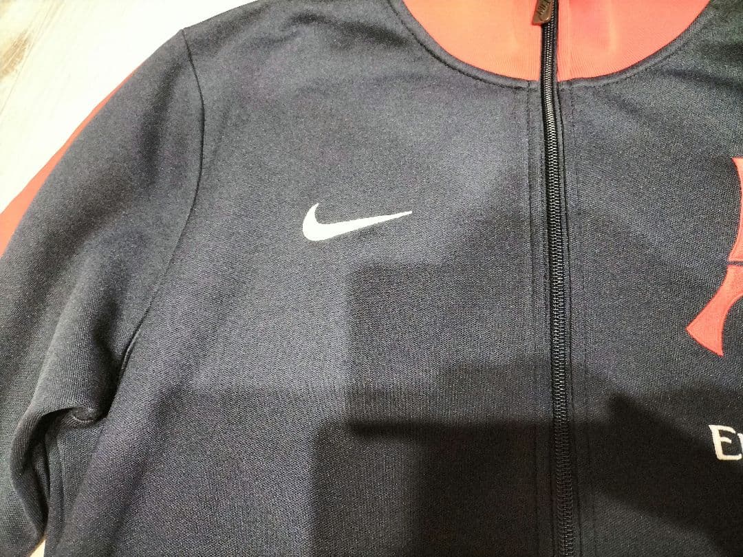 中古　Nike パリ・サンジェルマンジャケット　Mサイズ
