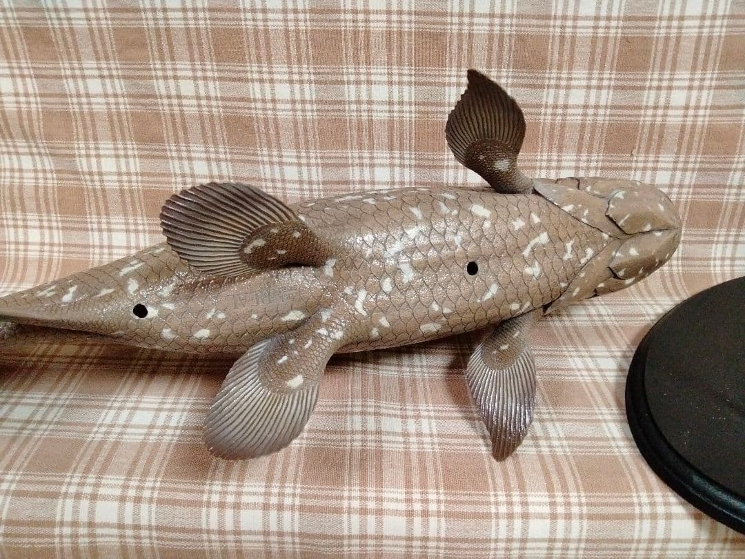 ハンドメイド　61cmシーラカンス　茶　フィギュア　レプリカ　オブジェ　化石魚