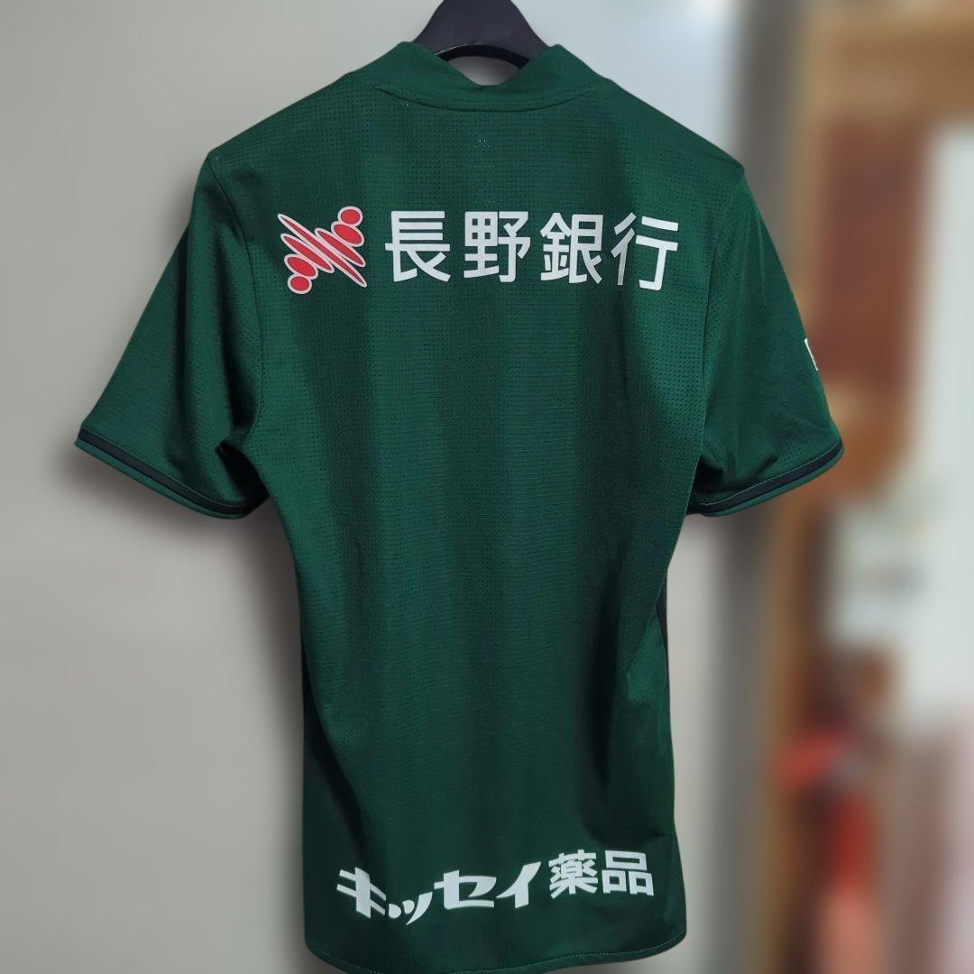 松本山雅　半袖ユニフォーム　sizeＬ　アディダス製　背番号無し
