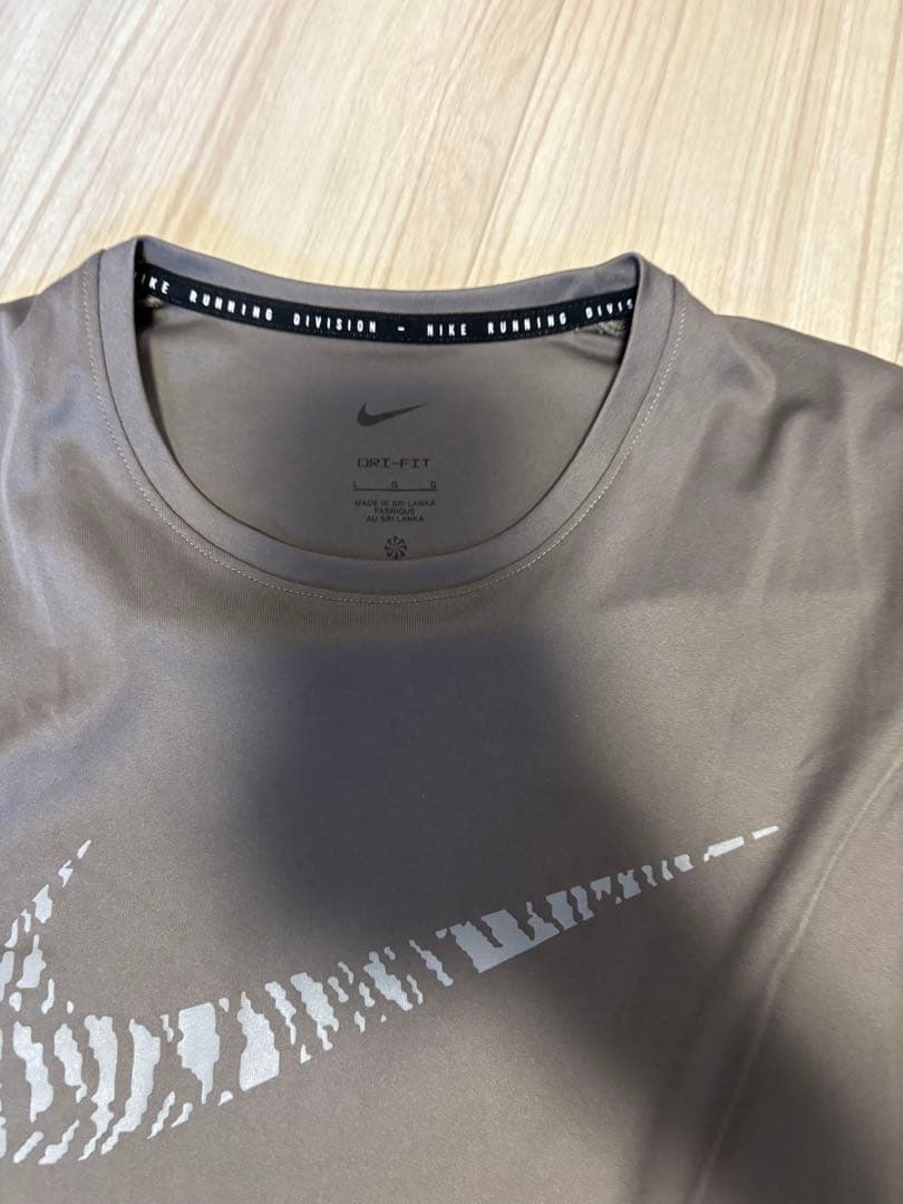 Nike DRI-FIT 長袖Tシャツ グレー　ランニングシャツ