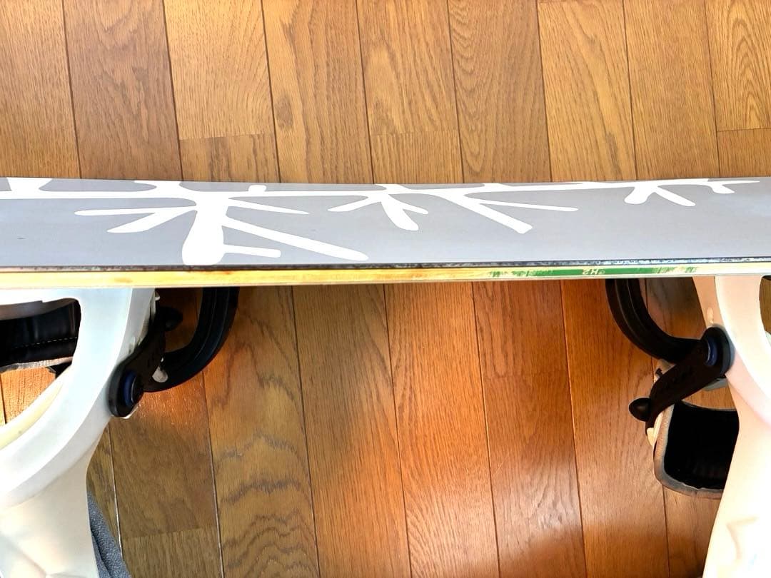 さらに値下げ‼️Ｋ2スノーボード板146cm、ビンディングセット