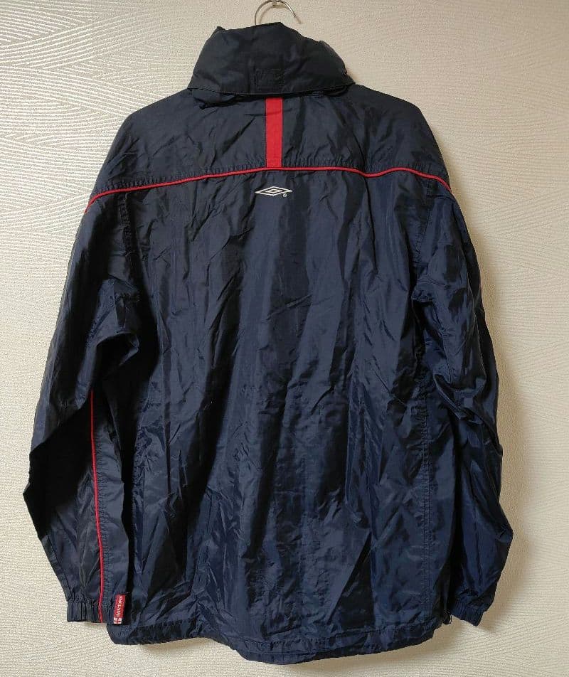 アンブロ UMBRO イングランド代表 ナイロンジャケット M 紺 希少