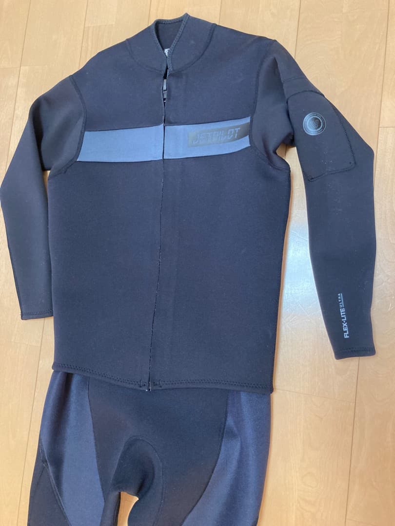 ■超美品 サップ サーフィン ウェットスーツ JETPILOT 3シーズン対応用
