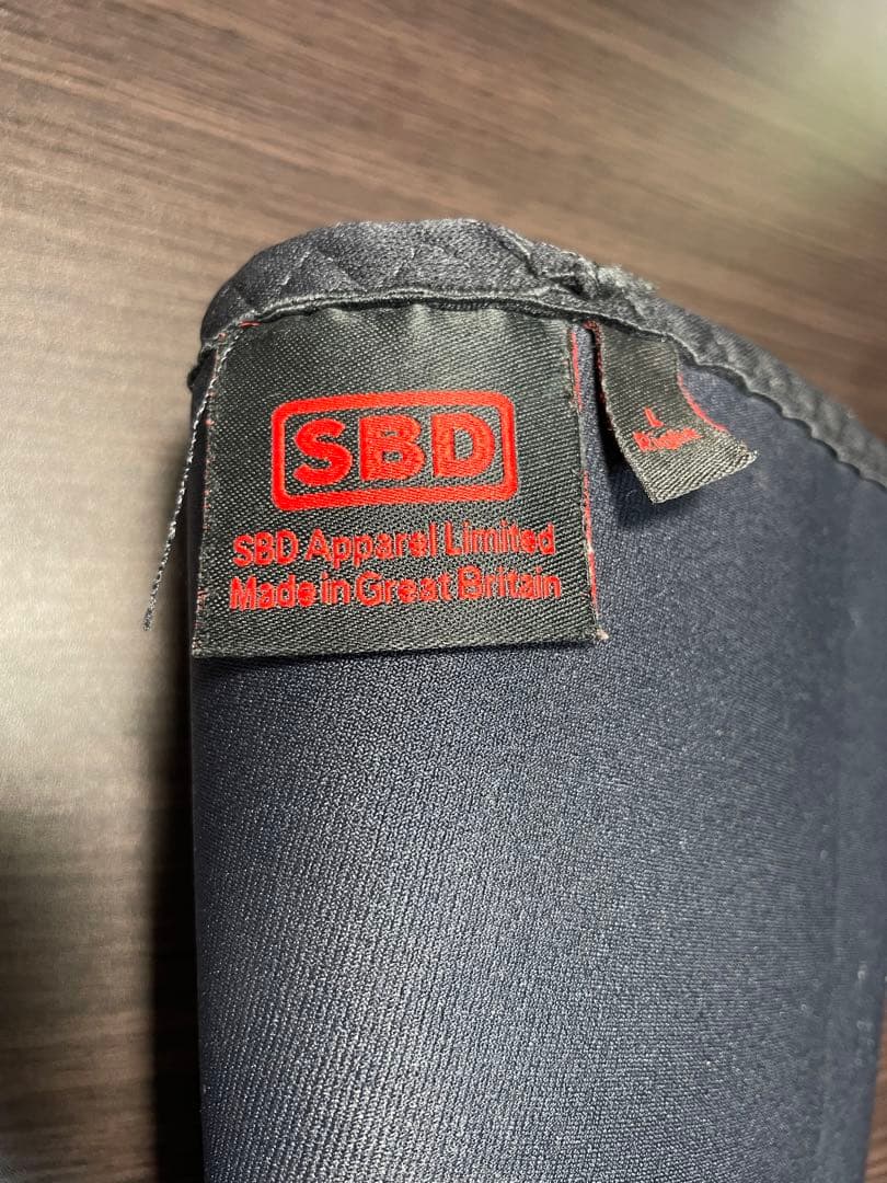 【Lサイズ】SBD ニースリーブ（実用性◎・ロゴ剥げなし）