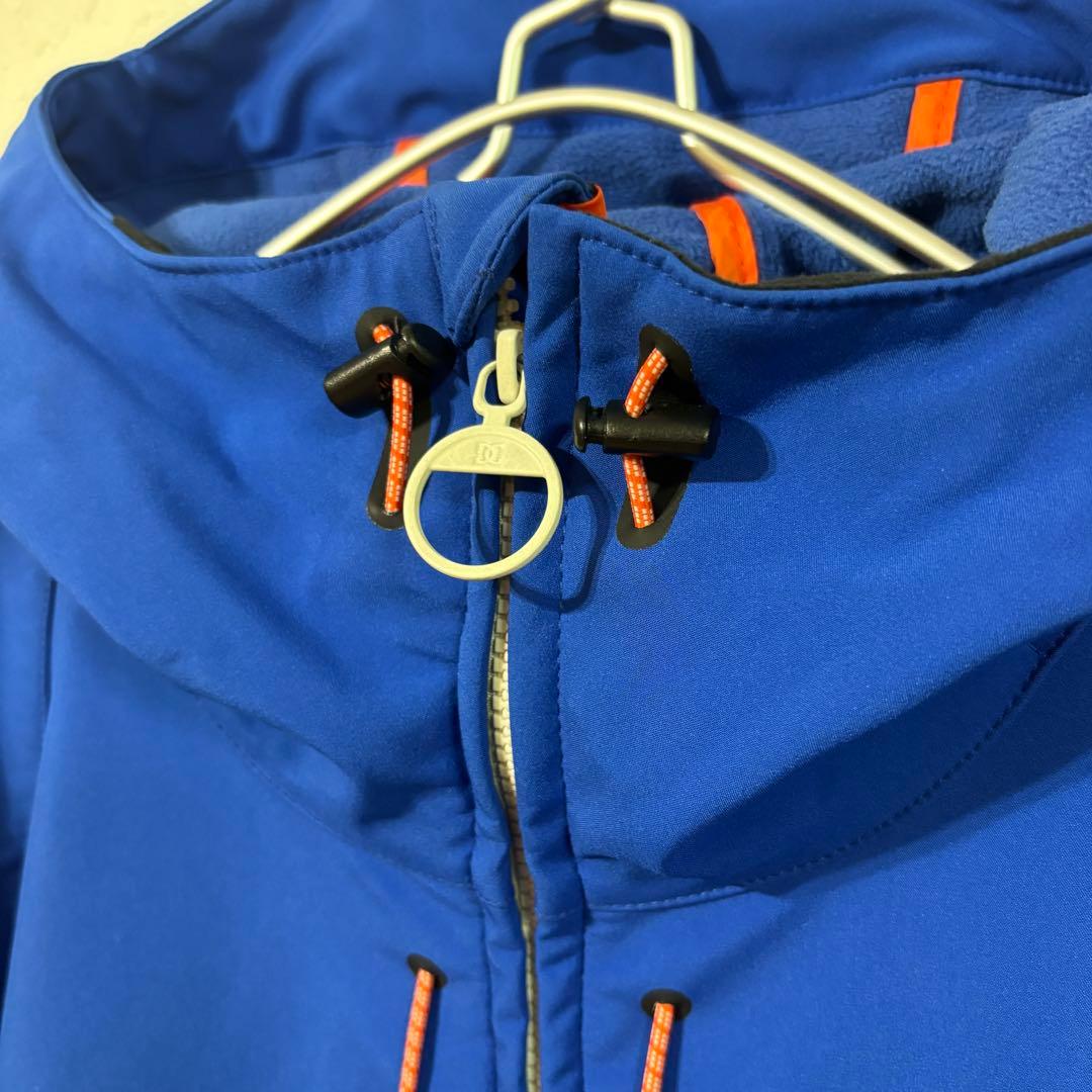 【DC】美品　スペクトラムスノーボードジャケット　メンズＭ　ブルー　１０Ｋ