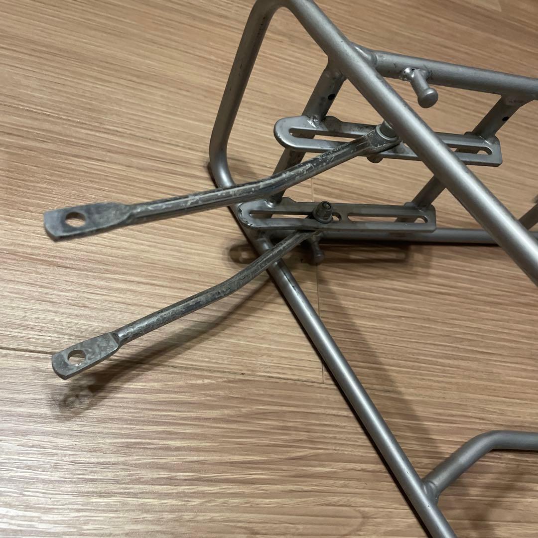 自転車リアキャリア　クイックリリース金具付き