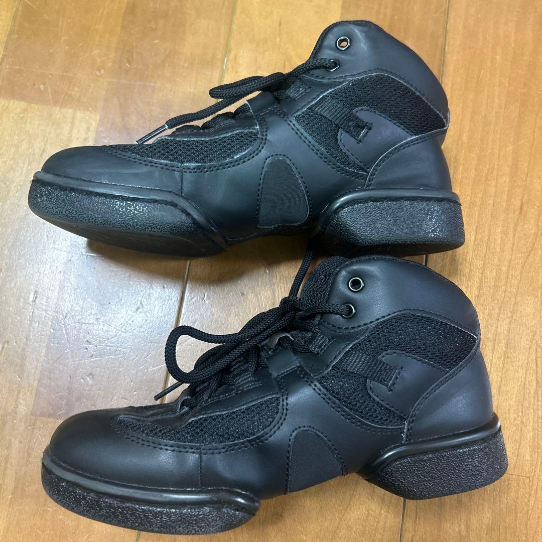 チャコット　ダンスシューズ　22.5㎝