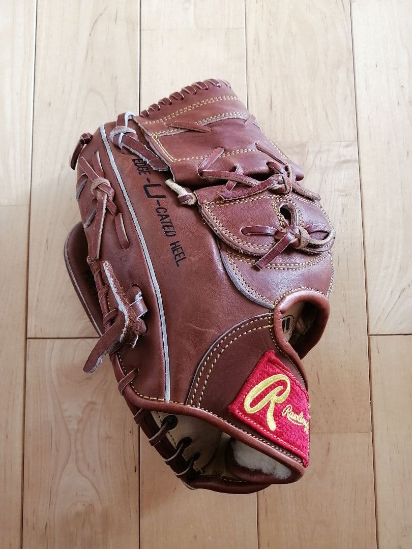 ローリングス硬式グローブ左投げ投手用