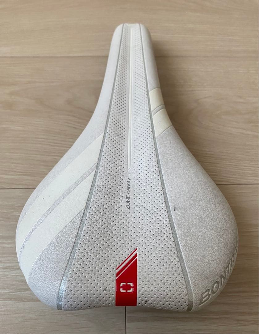 Bontrager Affinity Pro サドル ホワイト
