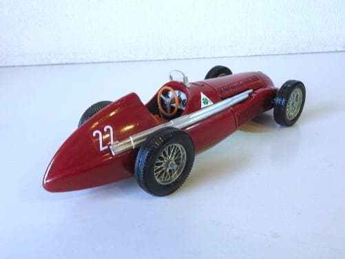 特価 Mebe Toys (1/24) アルファロメオ 159 Alfetta