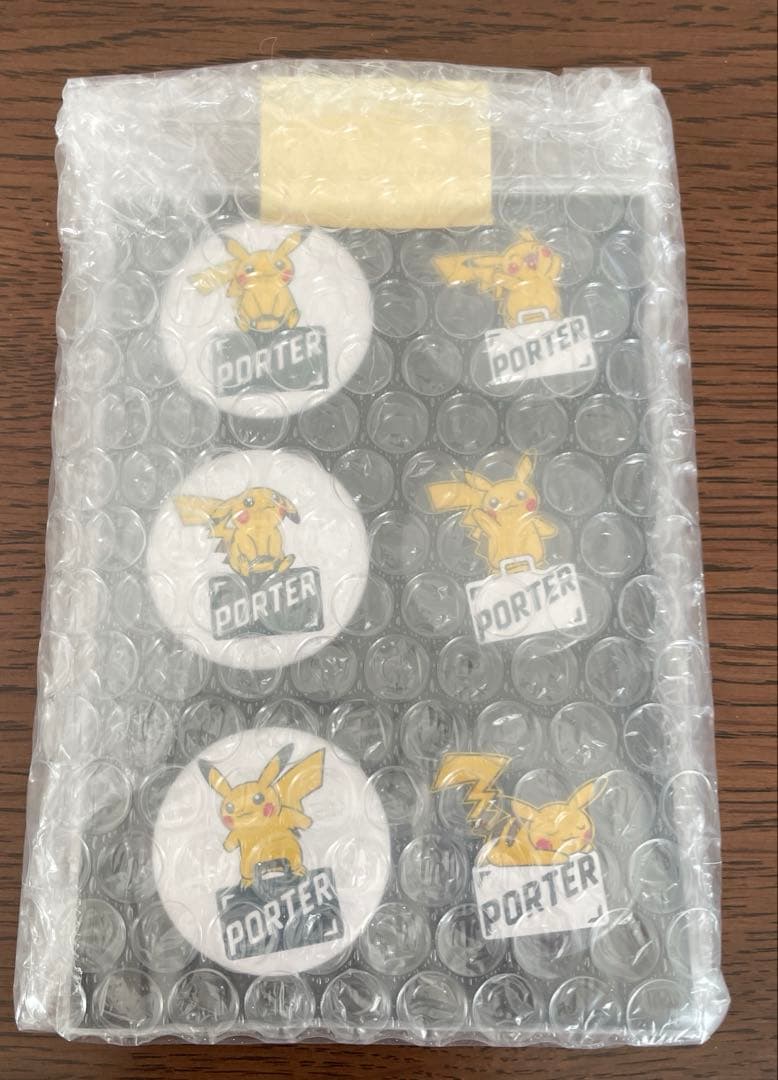 ポーター　ポケモン　コラボ缶バッジ　6個入り　新品・未開封