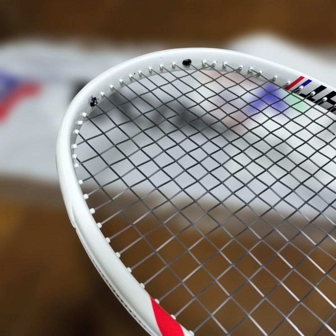 新品同様！Tecnifibre T-FIGHT 300S G2