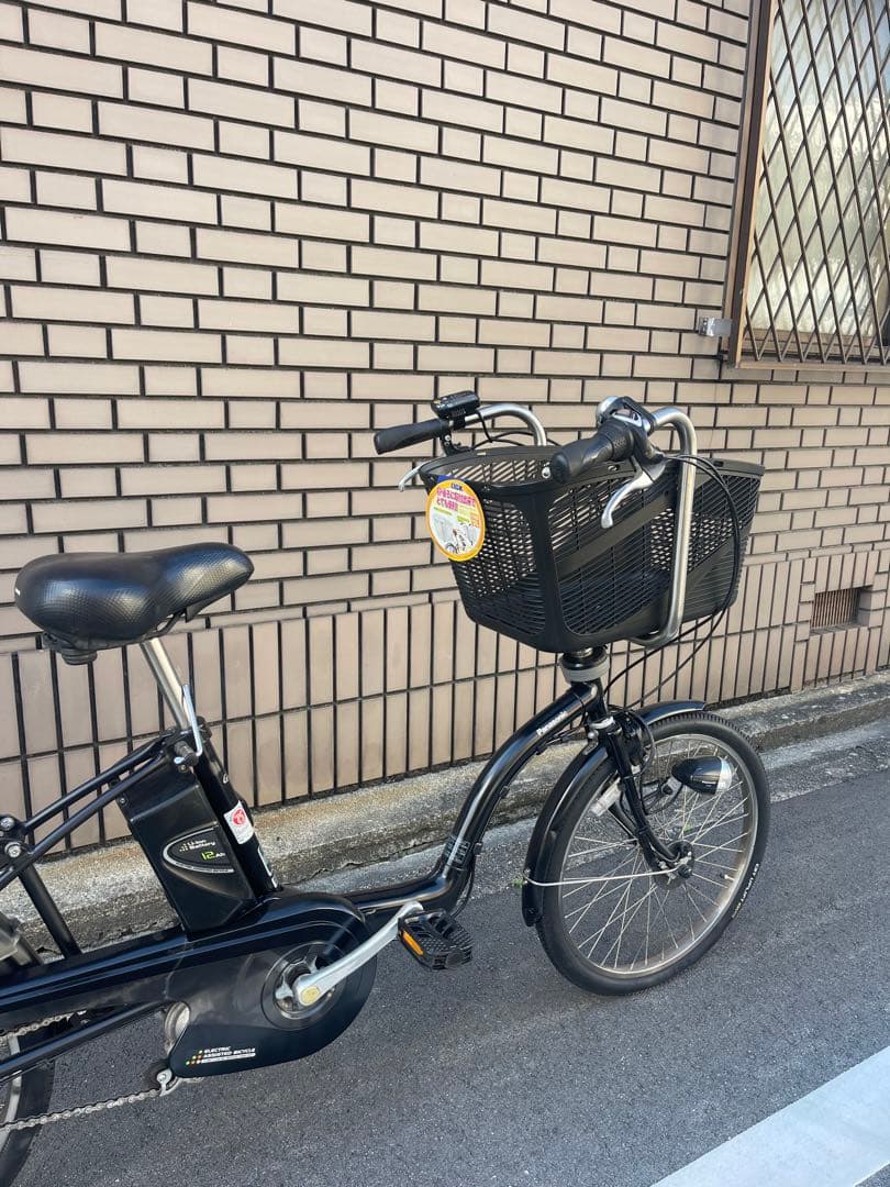 「前カゴ付き」20インチパナソニック電動アシスト自転車です。