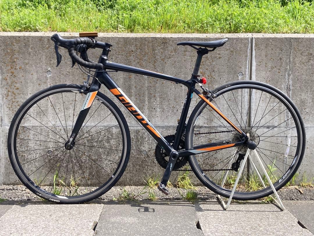 2018年モデル ジャイアント コンテンド 1 GIANT CONTEND 1