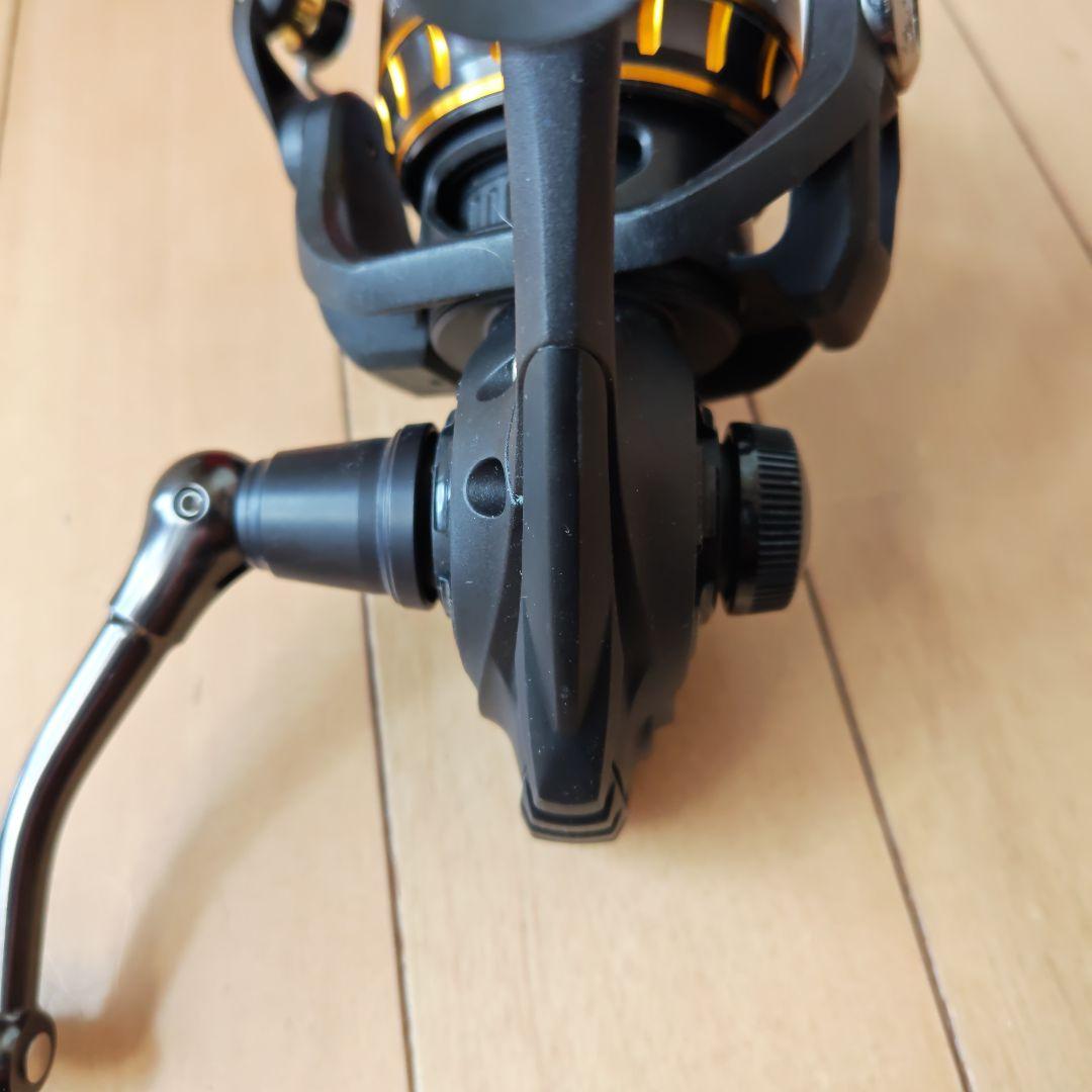 BG 5000H スピニングリール