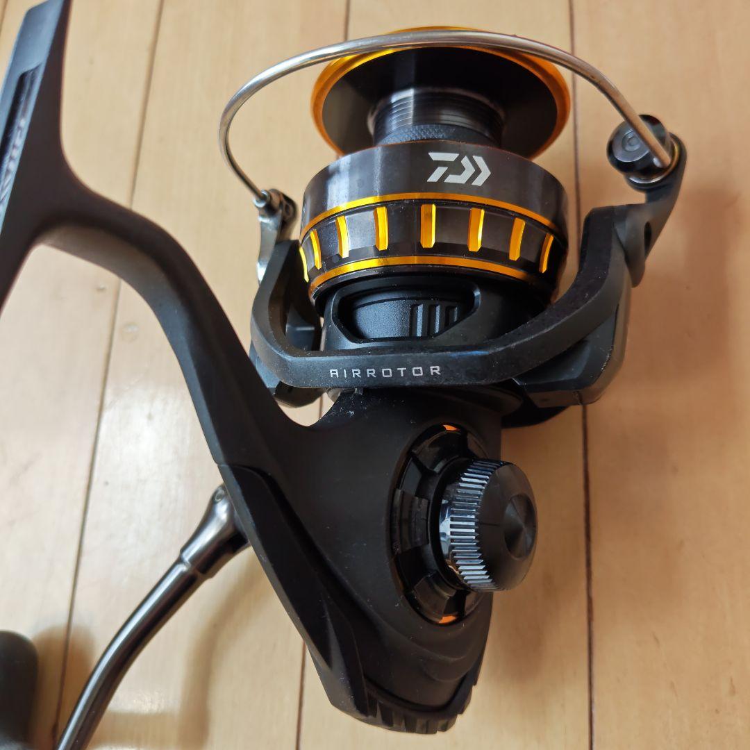 BG 5000H スピニングリール