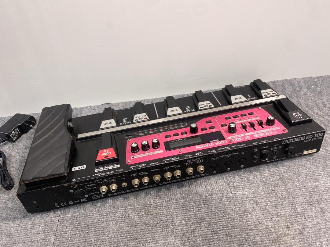 BOSS RC-300 ルーパー loop station