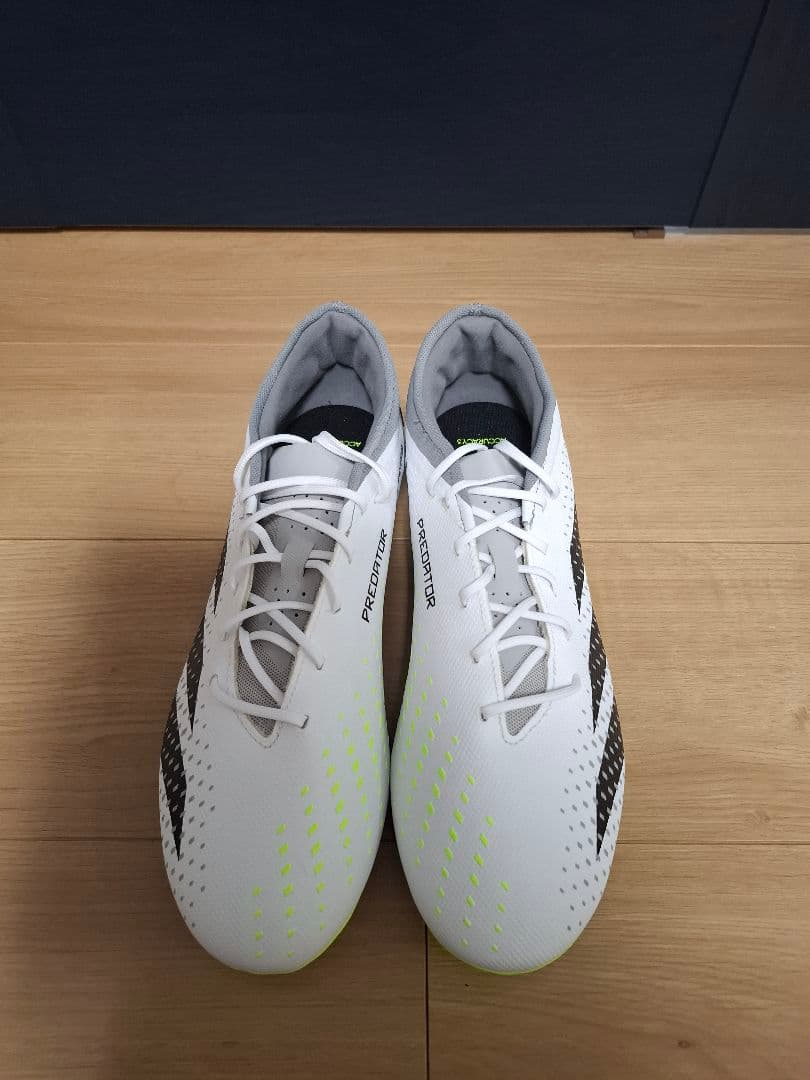アディダス Predator サッカーシューズ