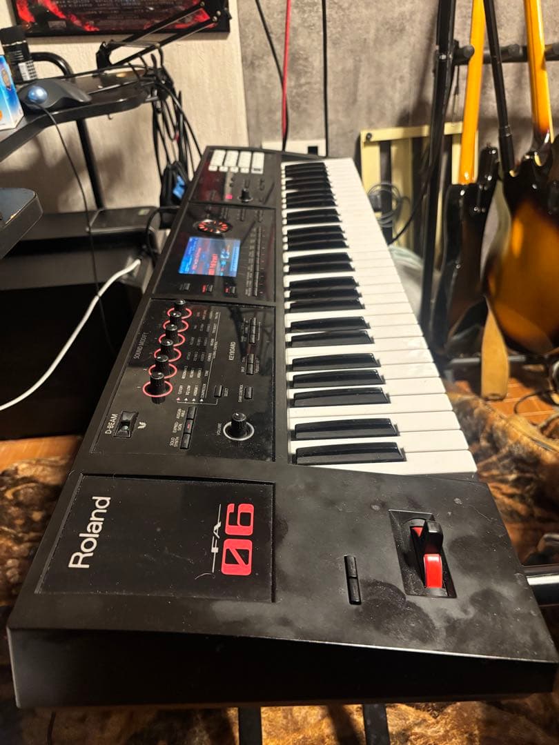状態良‼️Roland FA-06 61鍵