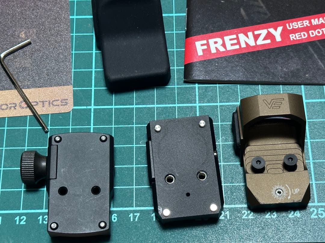 SCRD-F19ll Frenzy2 1x17x24 FDEベクターオプティクス
