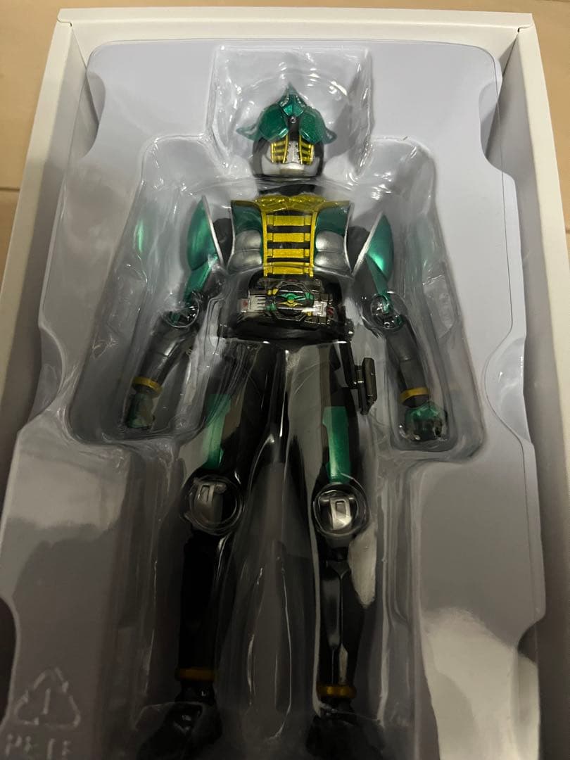 S.H.Figuarts 真骨彫 仮面ライダーゼロノス アルタイルフォーム