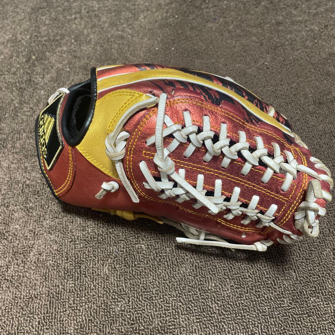 値下げしました。adidas 野球　一般用カラーグローブ