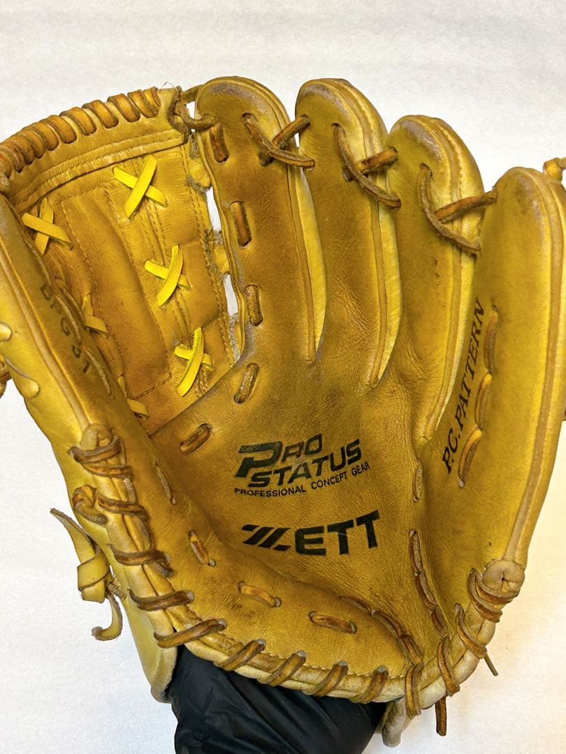 ★硬式用・投手★ ZETT プロステイタス ピッチャーグローブ オイルメンテ済