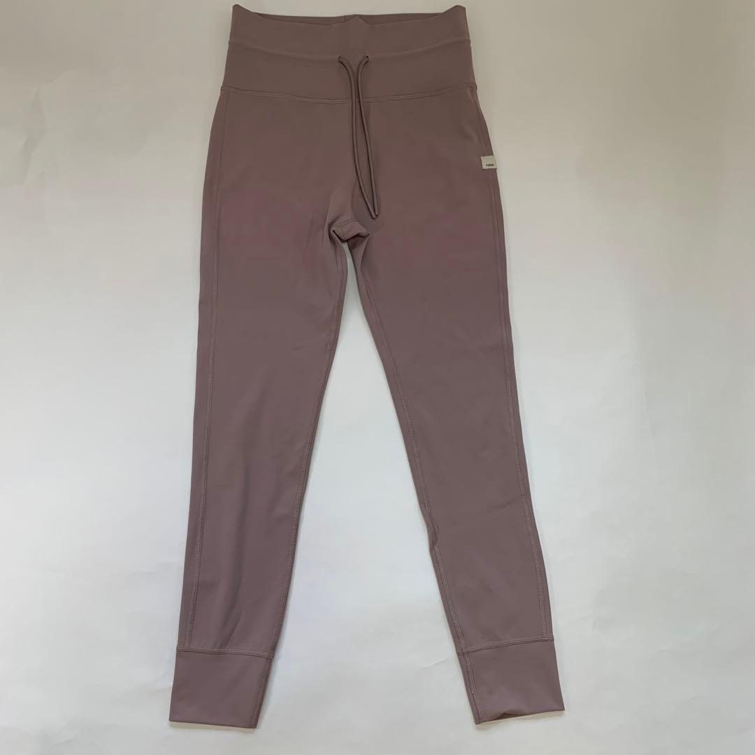 Vuori ヨガパンツ　レギンス　海外購入　Mサイズ　ピンク