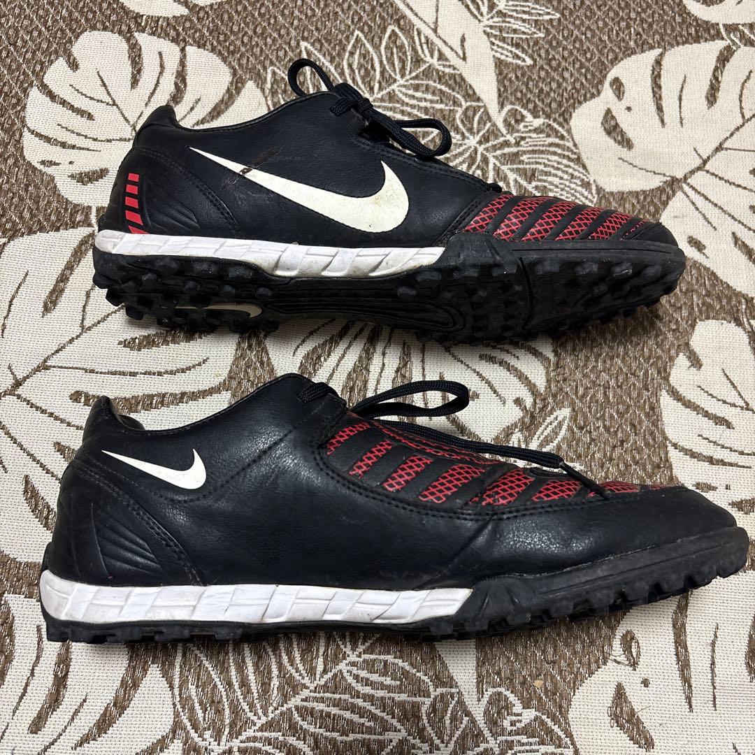 NIKE(ナイキ)トータル90 シュート Ⅱ TF フットサルシューズ　28.5