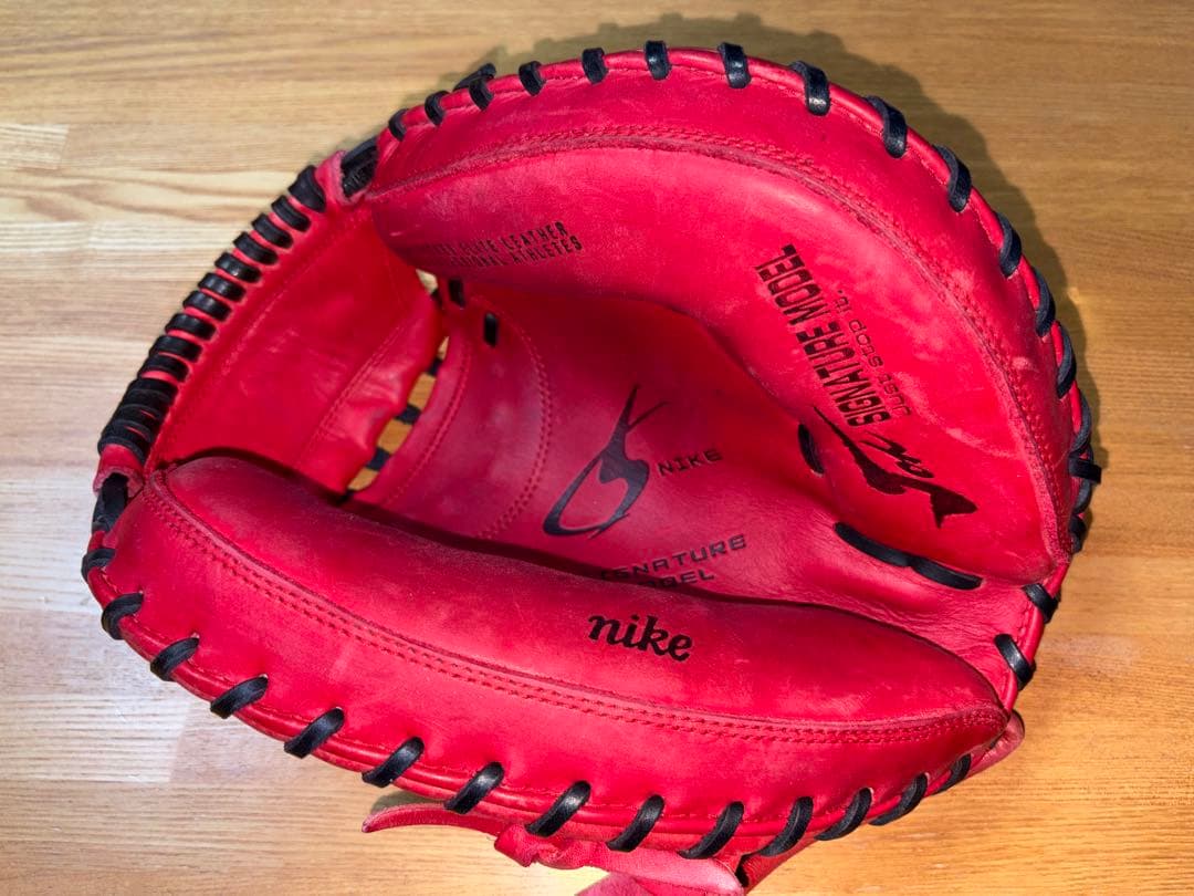 パ*ネ様 Nike 軟式グローブ キャッチャーミット　赤　城島モデル