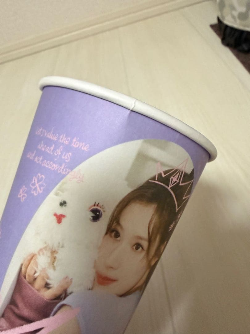 twice サナ　センイルカフェ　pinkoven カップ