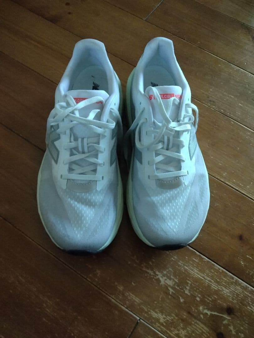 New Balance　FuelCell Rebel v5　　　kay