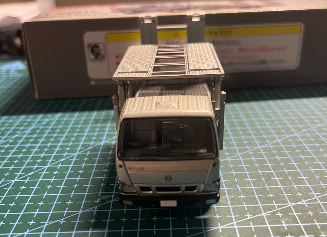 TOMYTEC LV-N221 トラックミニカー花見台 積載車 中古美品