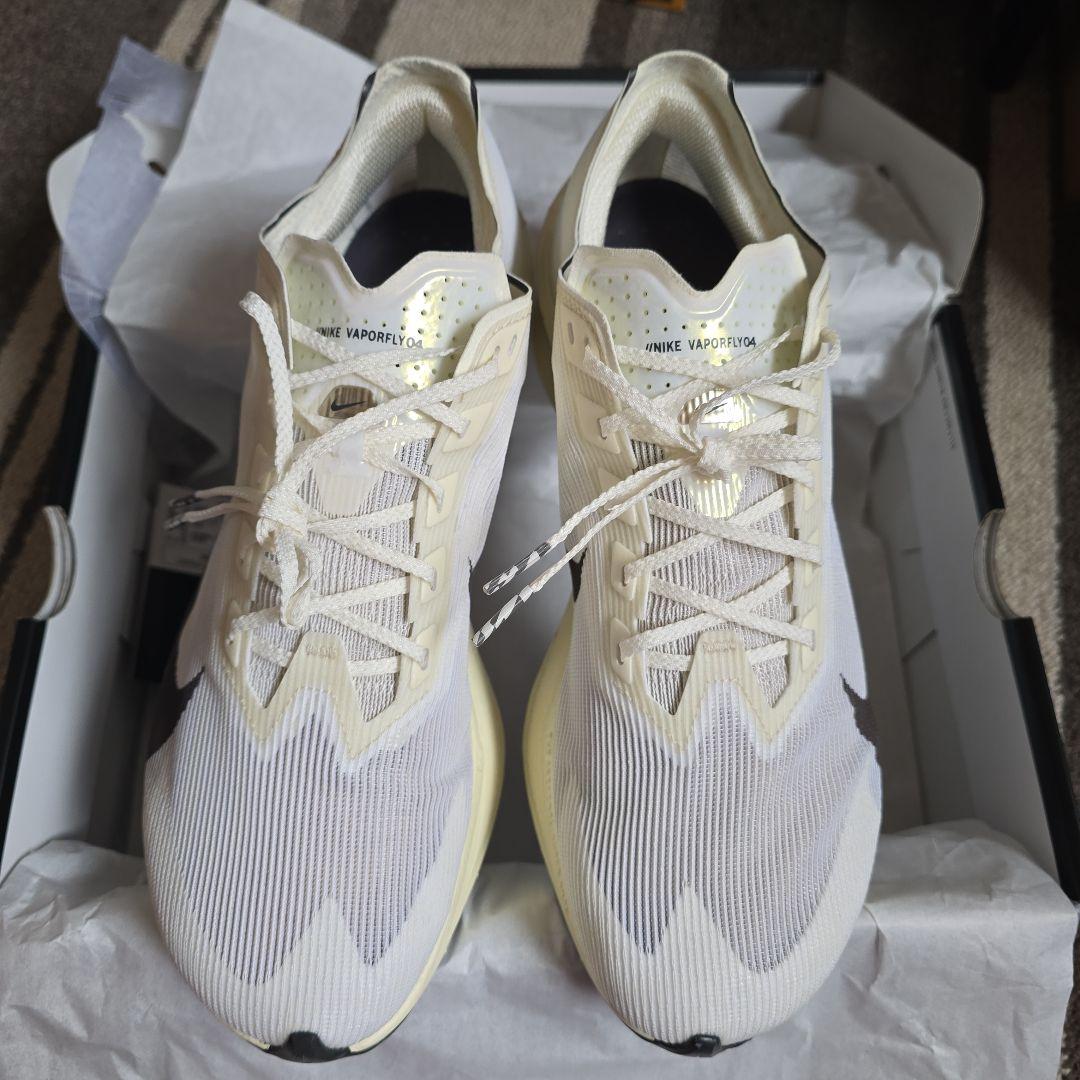 NINE ZOOMX VAPORFLY NEXT％4 27.0cm