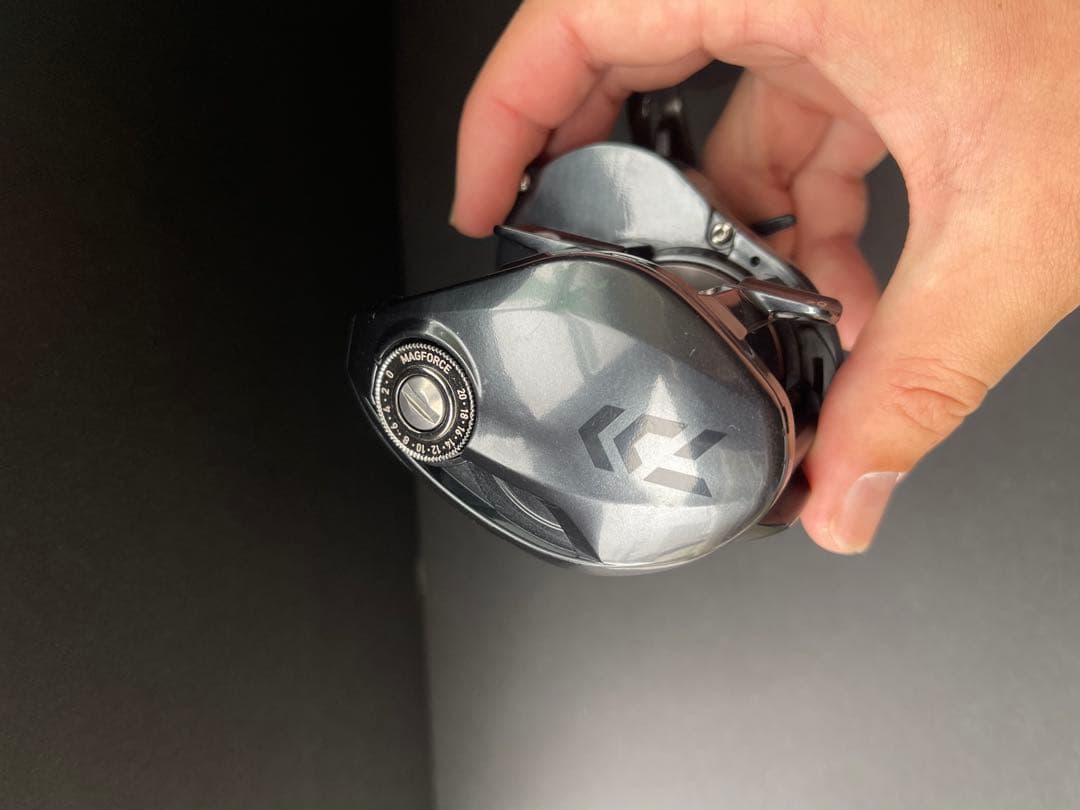 美品 ダイワ 21 タトゥーラ TW 400 HL Tatula 400HL