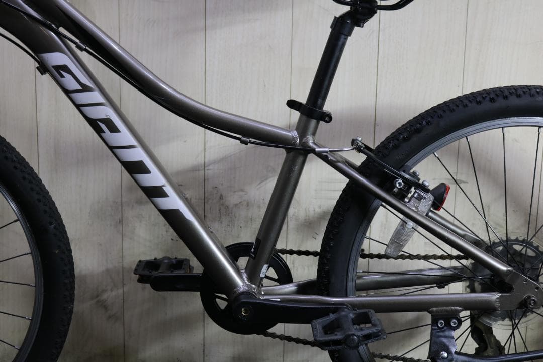 GIANT XTC JR24 24インチ アルミ シマノ7速 本格子供用MTB