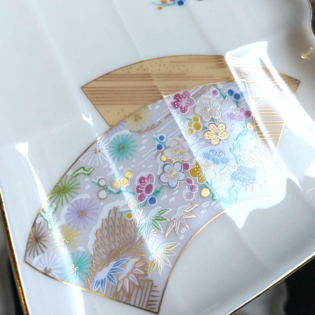 新品　千總　雛小袖　金彩色絵　菓子鉢　木箱／絵変わり　着物型小皿　紙箱　しおり付