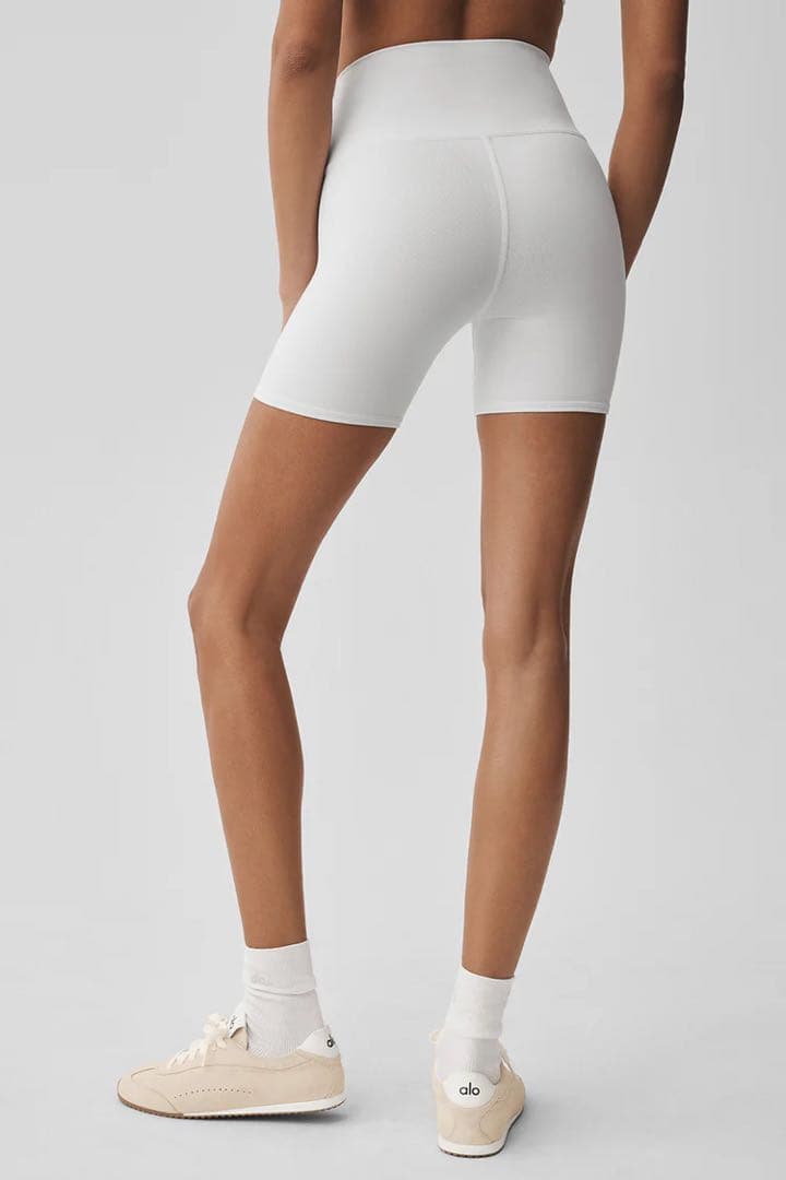 ヨガ・ピラティス alo 5\" Airbrush High-Waist Biker Short